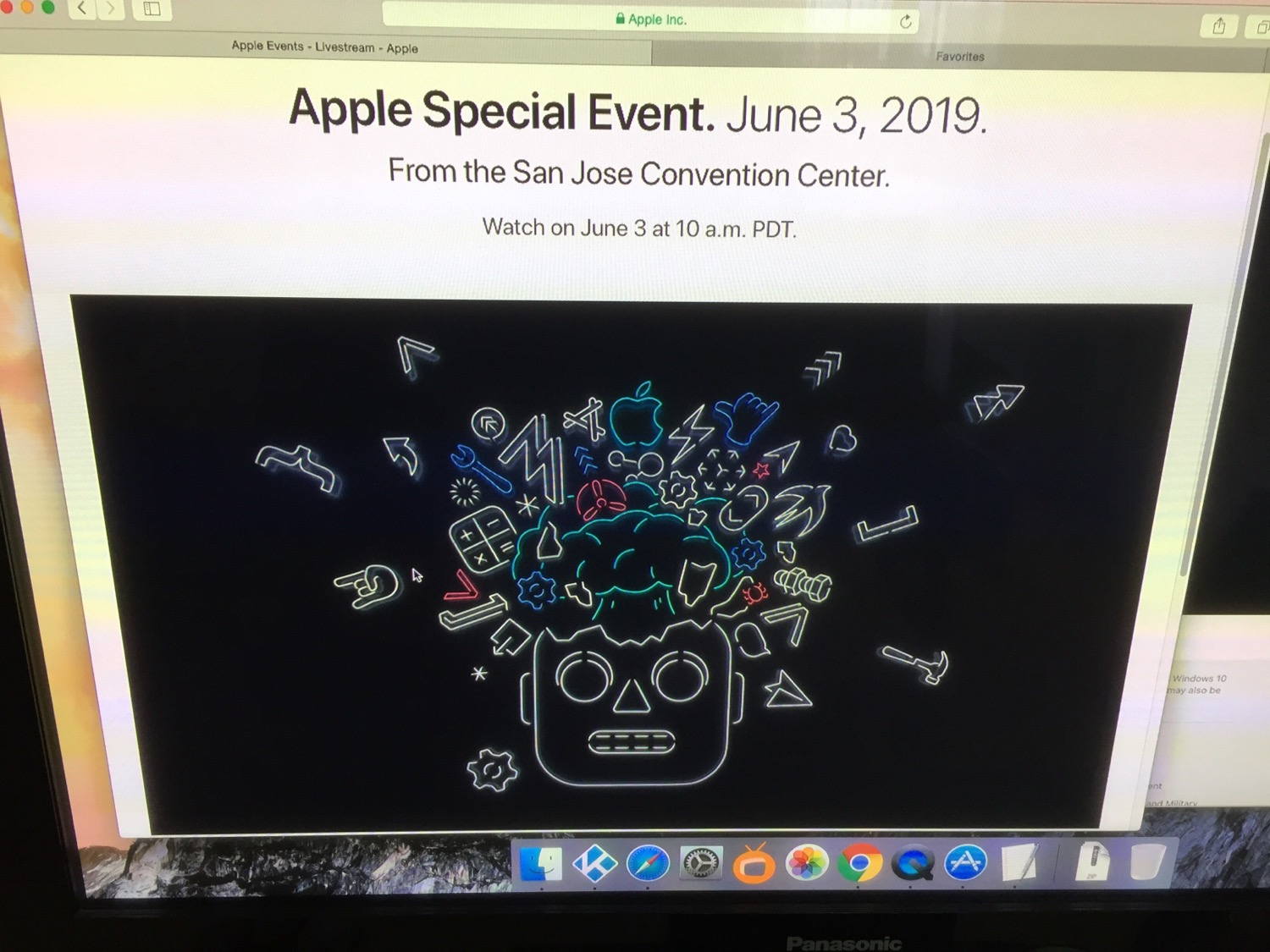 Last year on this time I was standing in line to get in. This year not.
