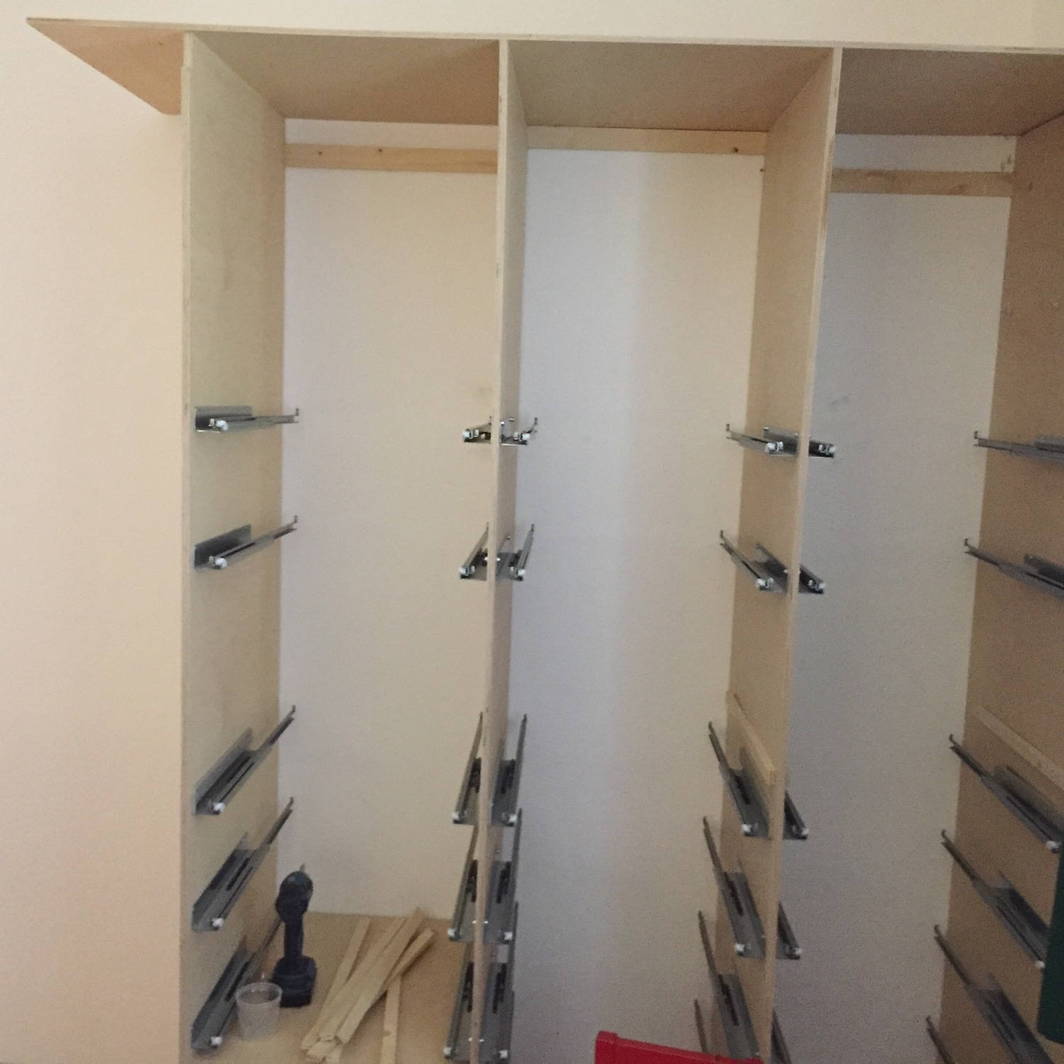 It&rsquo;s time to dismantle our wardrobe. Not yet sure what I will be able to reuse in the new room.
