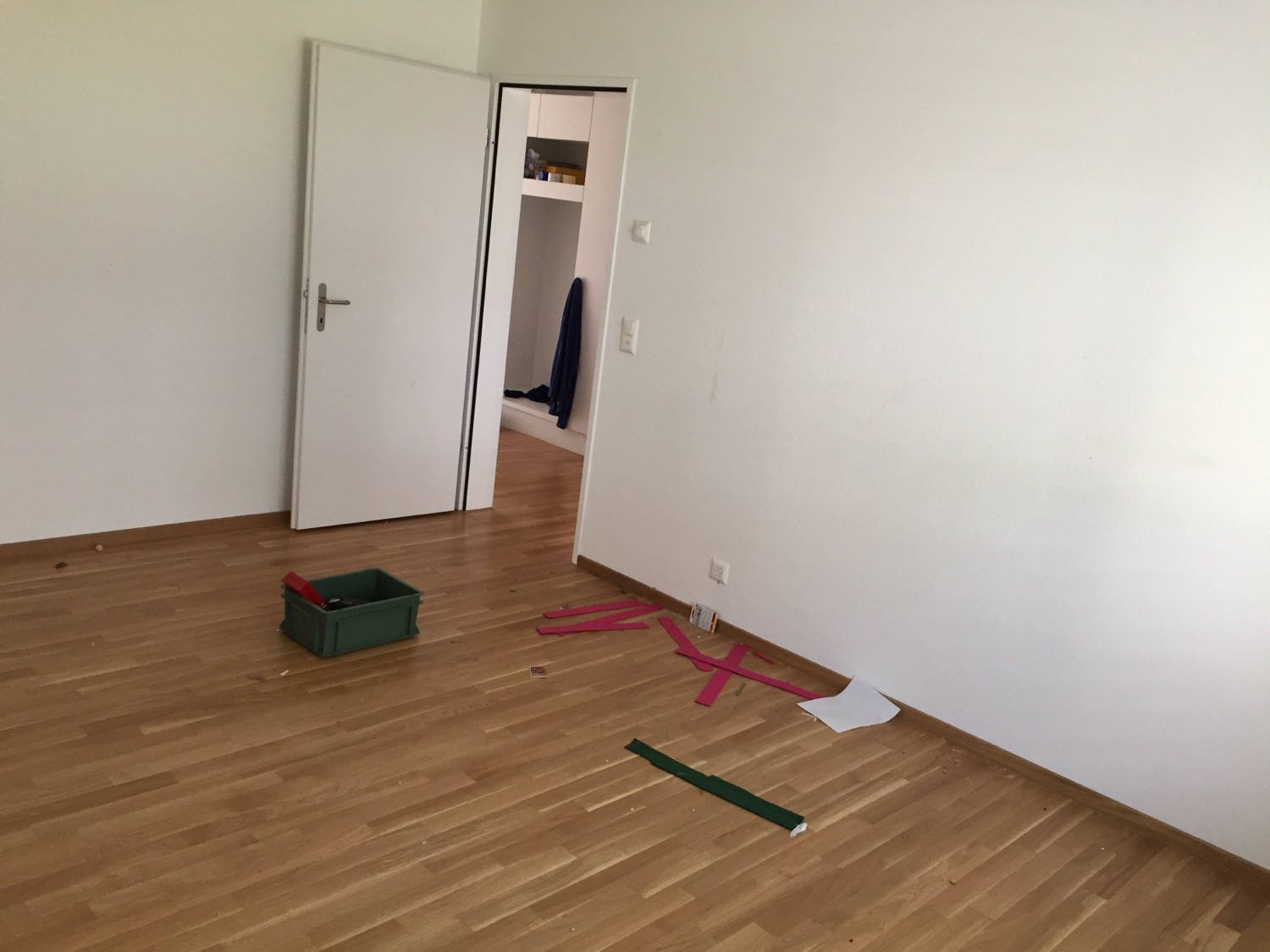Empty flat!
