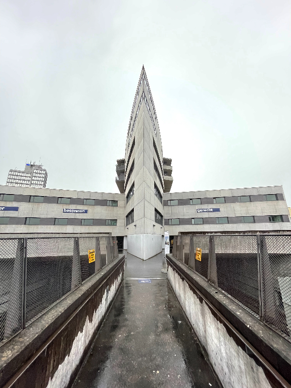 Seen today. Like the geometry of it.